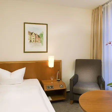 Novotel Am Konzerthaus 4*