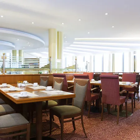 Отель Novotel Am Konzerthaus