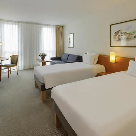 Novotel Am Konzerthaus Hotel 4*