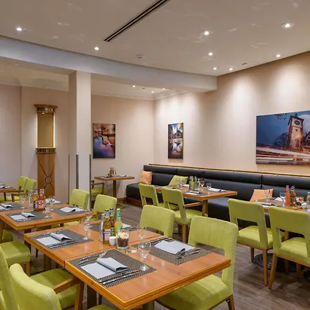 Novotel Am Konzerthaus 4*