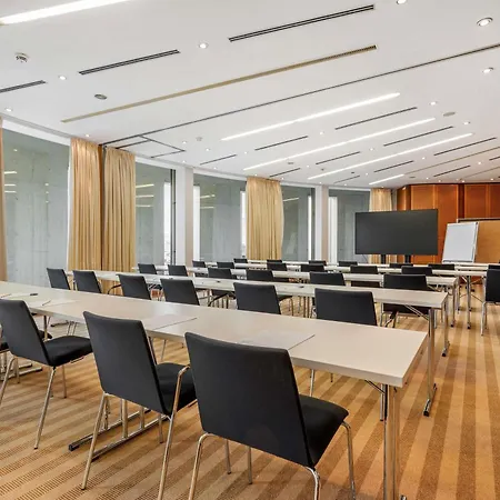 Novotel Am Konzerthaus Friburgo em Brisgóvia