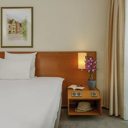 Novotel Am Konzerthaus Отель 4*