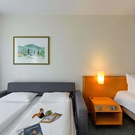 Novotel Am Konzerthaus Отель 4*