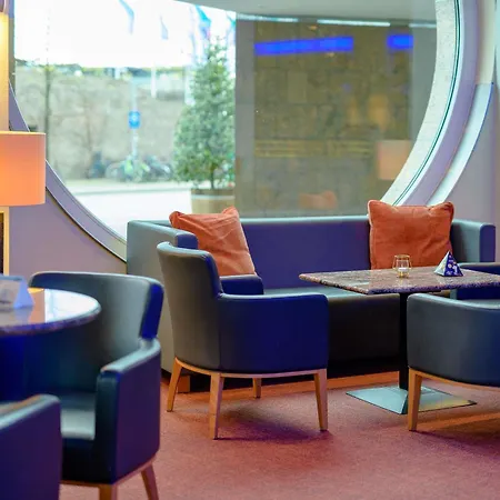 Отель Novotel Am Konzerthaus 4*