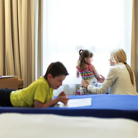 Novotel Am Konzerthaus 4*