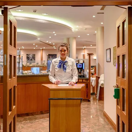 Отель Novotel Am Konzerthaus Фрайбург