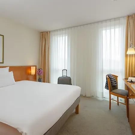 Szálloda Novotel Am Konzerthaus 4*