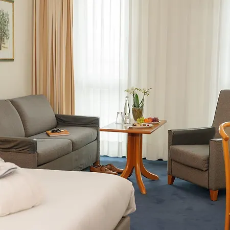 Novotel Am Konzerthaus Szálloda 4*