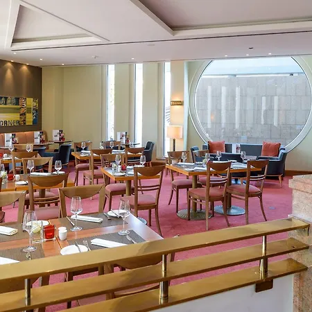 Novotel Am Konzerthaus 4*