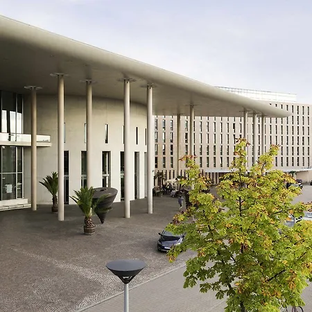 Szálloda Novotel Am Konzerthaus 4*