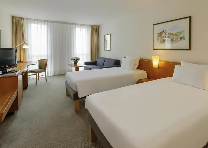 Novotel Am Konzerthaus Hotel 4*