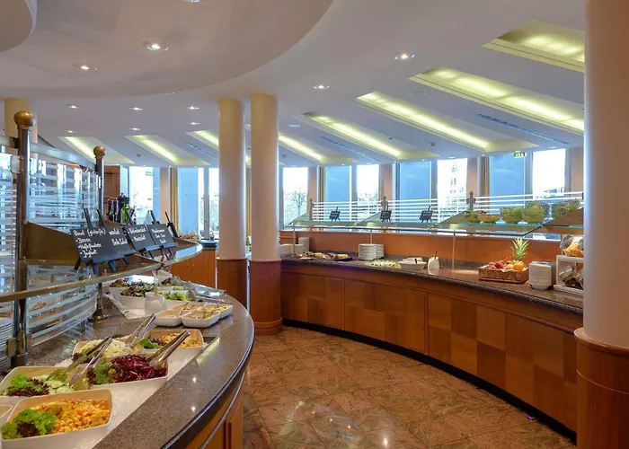 Novotel Am Konzerthaus Hotel 4*