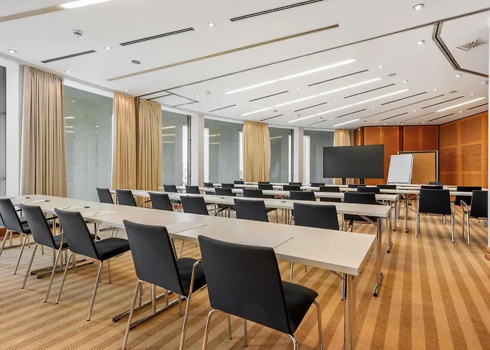 Hotel Novotel Am Konzerthaus 4*