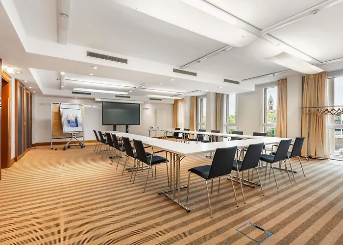 Hotel Novotel Am Konzerthaus 4*